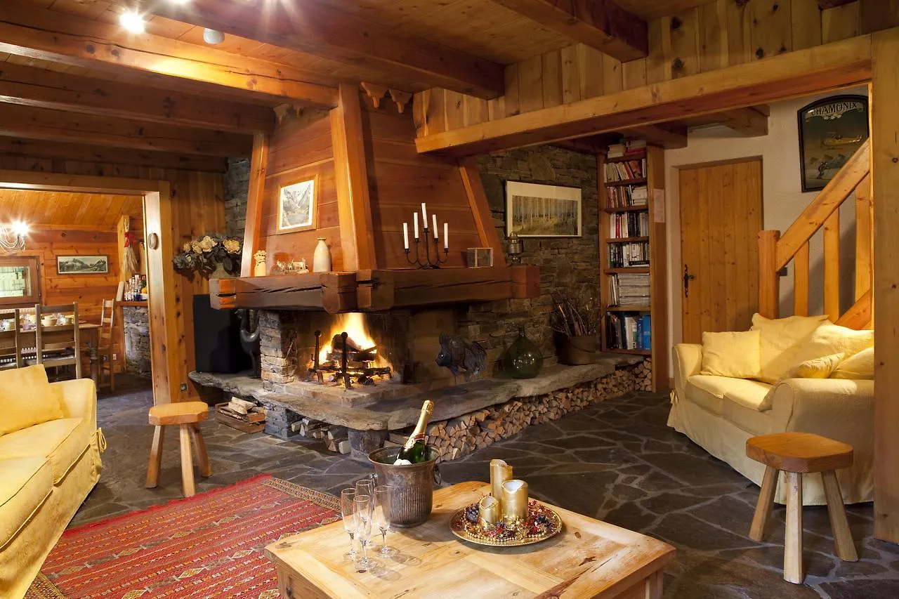 בקתה הוילה שאמוני Marmotte Mountain Retreat צרפת