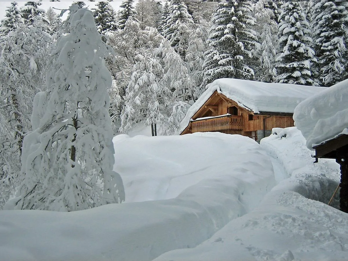 הוילה שאמוני Marmotte Mountain Retreat בקתה